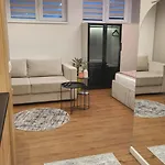 Apartman Dobrinja - Free Parking- Rent A Car *