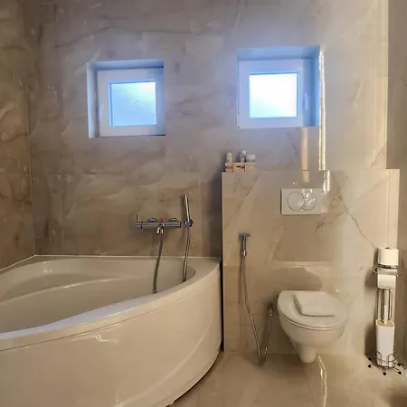 Dobrinja - Free Parking- Rent A Car Διαμέρισμα