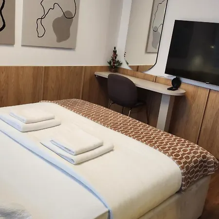 Dobrinja - Free Parking- Rent A Car Διαμέρισμα