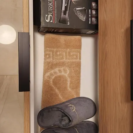 Dobrinja - Free Parking- Rent A Car شقة