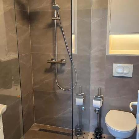 Dobrinja - Free Parking- Rent A Car