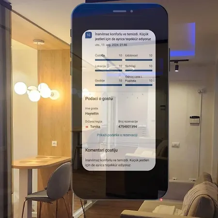 Dobrinja - Free Parking- Rent A Car Διαμέρισμα *