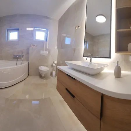 Dobrinja - Free Parking- Rent A Car *