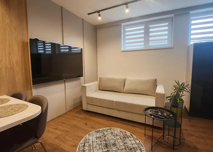 Dobrinja - Free Parking- Rent A Car Apartamento *